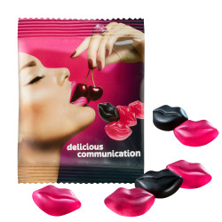 Vegane Schwarzwälder Kirsch-Küsschen im konventionellen Tütchen