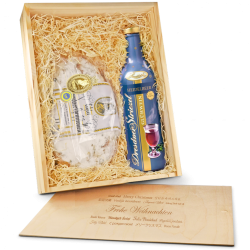 Präsentkiste "Dresdner Stollen & Striezel-Glühwein Heidelbeere" Präsentkiste "Dresdner Stollen & Striezel-Glühwein Heidelbeere"