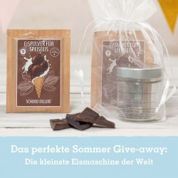 Eismixglas und Portionsbeutel im transparenten Säckchen