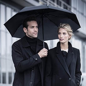 Regenschirme bedrucken mit Logo als Werbeartikel